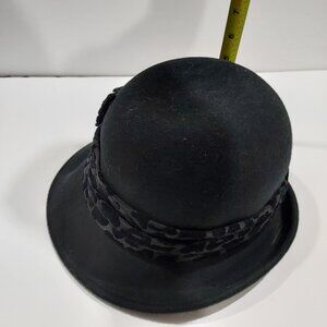 Wool Hat By Scalla Collezione 100% Women Size 6 to 8 Inch Flapper Look